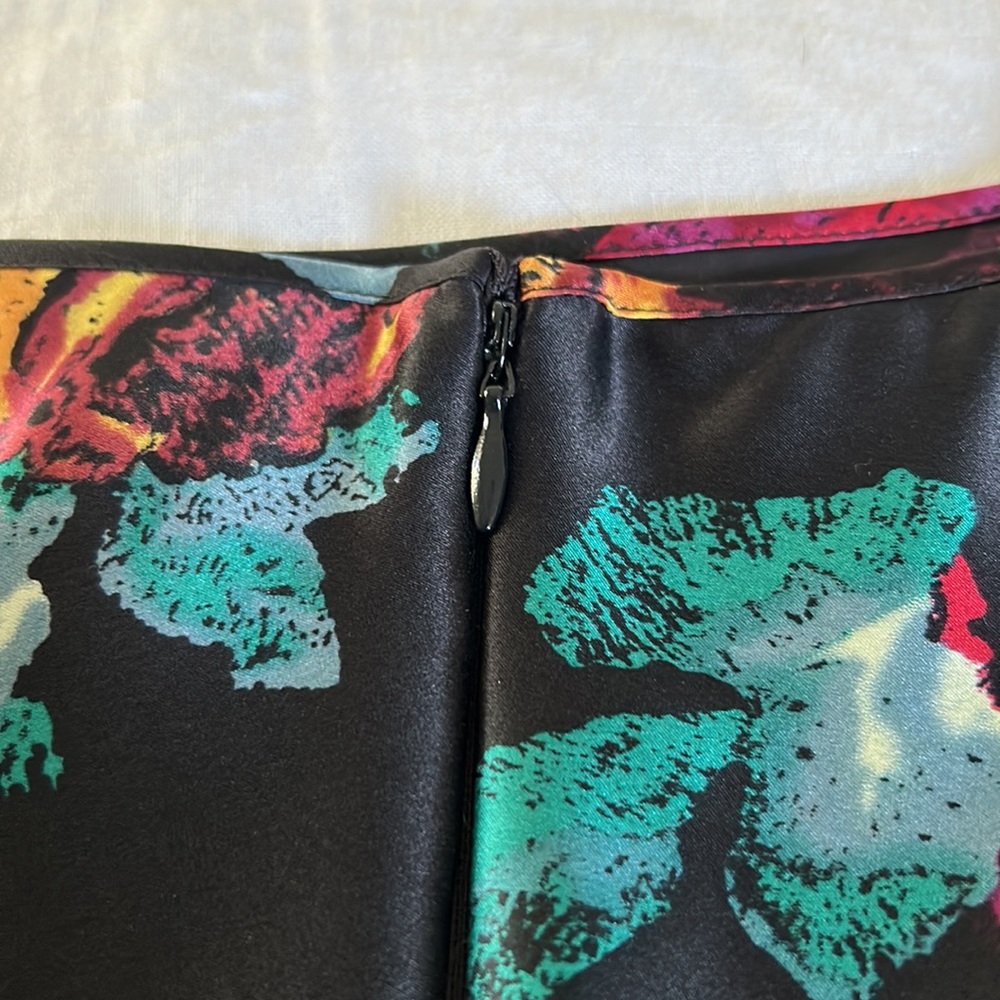 🌟 Catherine Malandrino Floral Belted Dress, Size 2 - Picture 7 of 10